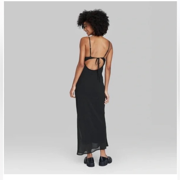 Sleeveless rosette cup maxi slip dress - Picture 3 of 8
